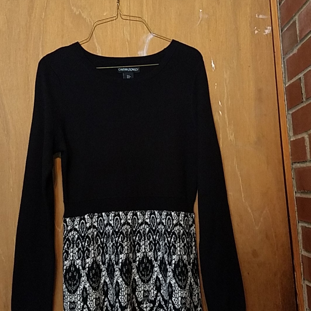 Cynthia Rowley size S dress, black top long sleeve - Picture 2 of 4